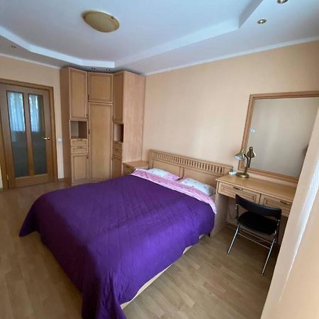 Apartment Mala Zhytomyrska 10 Киев Экстерьер фото