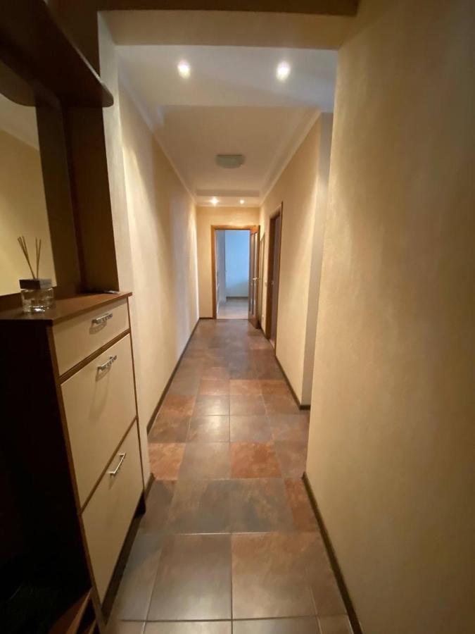 Apartment Mala Zhytomyrska 10 Киев Экстерьер фото